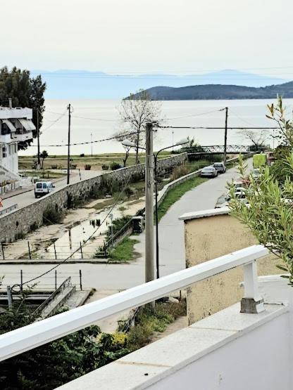 Ideal Family House Nea Peramos  Luaran gambar